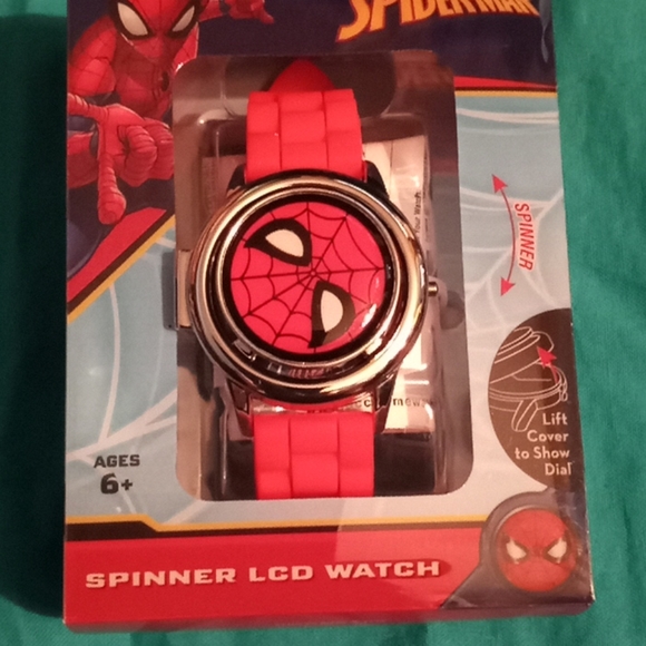 SPIDERMAN SPINNER LCD WATCH - Picture 2 of 7